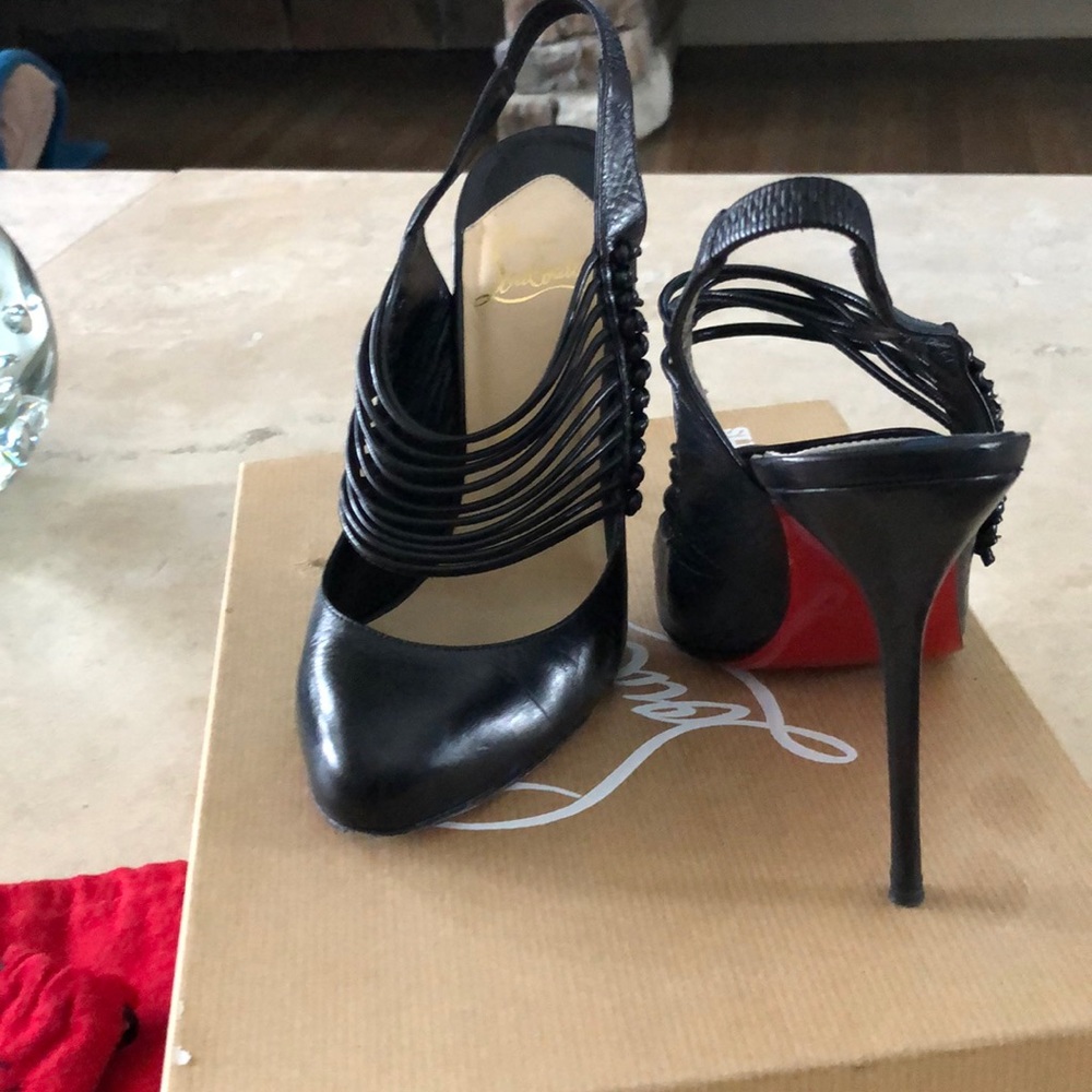 Authentic Christian Louboutin Pumps